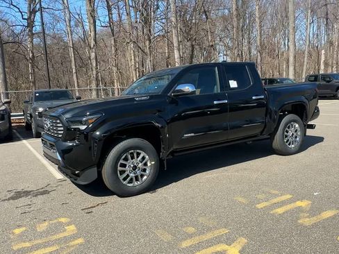 New 2026 Toyota Tacoma Limited AWD/4WD image 4