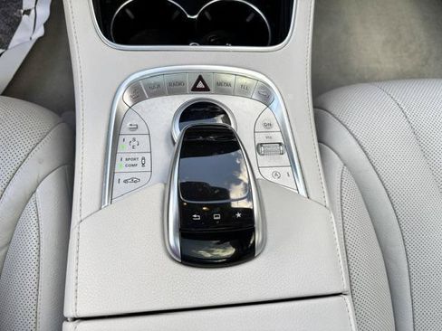 Used 2016 Mercedes-Benz S 550 4MATIC Sedan w/ Premium Package image 11