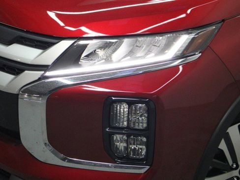 New 2026 Mitsubishi Outlander Sport ES image 2