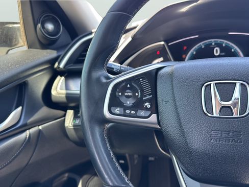 Used 2018 Honda Civic Touring image 27