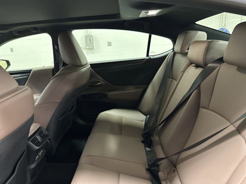 Used 2022 Lexus ES 350 w/ Premium Package image 31