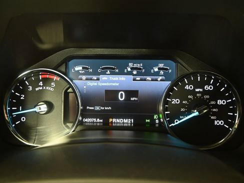 Used 2019 Ford F350 Lariat w/ Chrome Package image 25