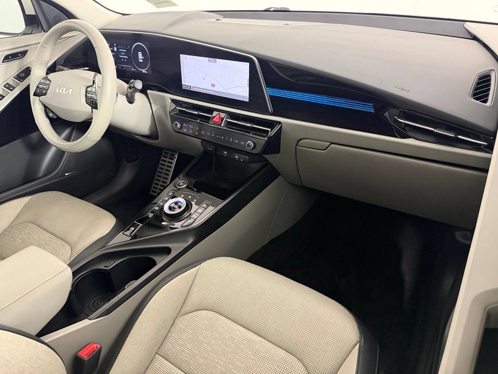 Used 2023 Kia Niro Wave FWD image 14