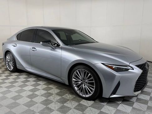 Used 2025 Lexus IS 300 w/ Premium Package image 5