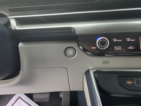 New 2026 Kia Carnival SX FWD image 18