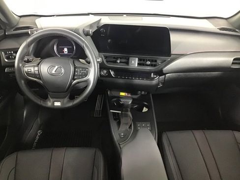 Used 2023 Lexus UX 250h F Sport image 14