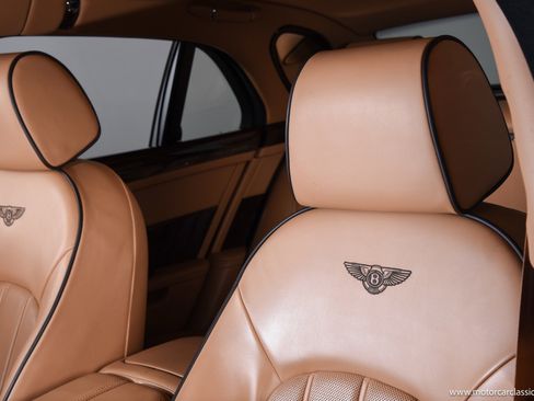 Used 2012 Bentley Mulsanne image 31