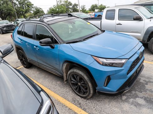Certified 2025 Toyota RAV4 XSE AWD/4WD image 7
