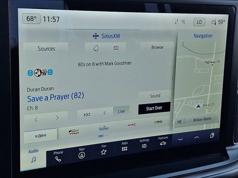 Certified 2023 Ford F150 Lariat w/ Equipment Group 502A High image 18