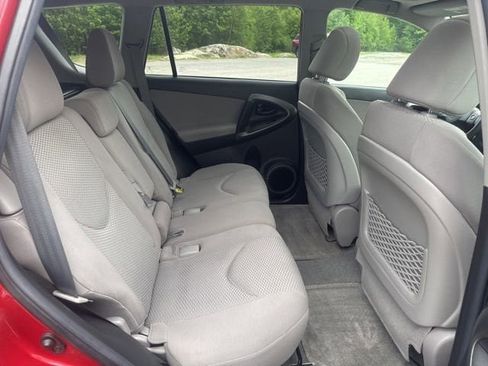 Used 2012 Toyota RAV4 4WD w/ Upgrade Value Pkg image 31