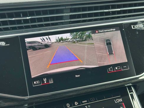 New 2025 Audi Q7 2.0T Premium image 29