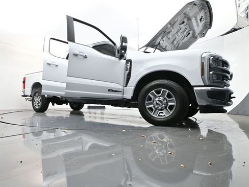 New 2026 Ford F250 Lariat RWD image 34