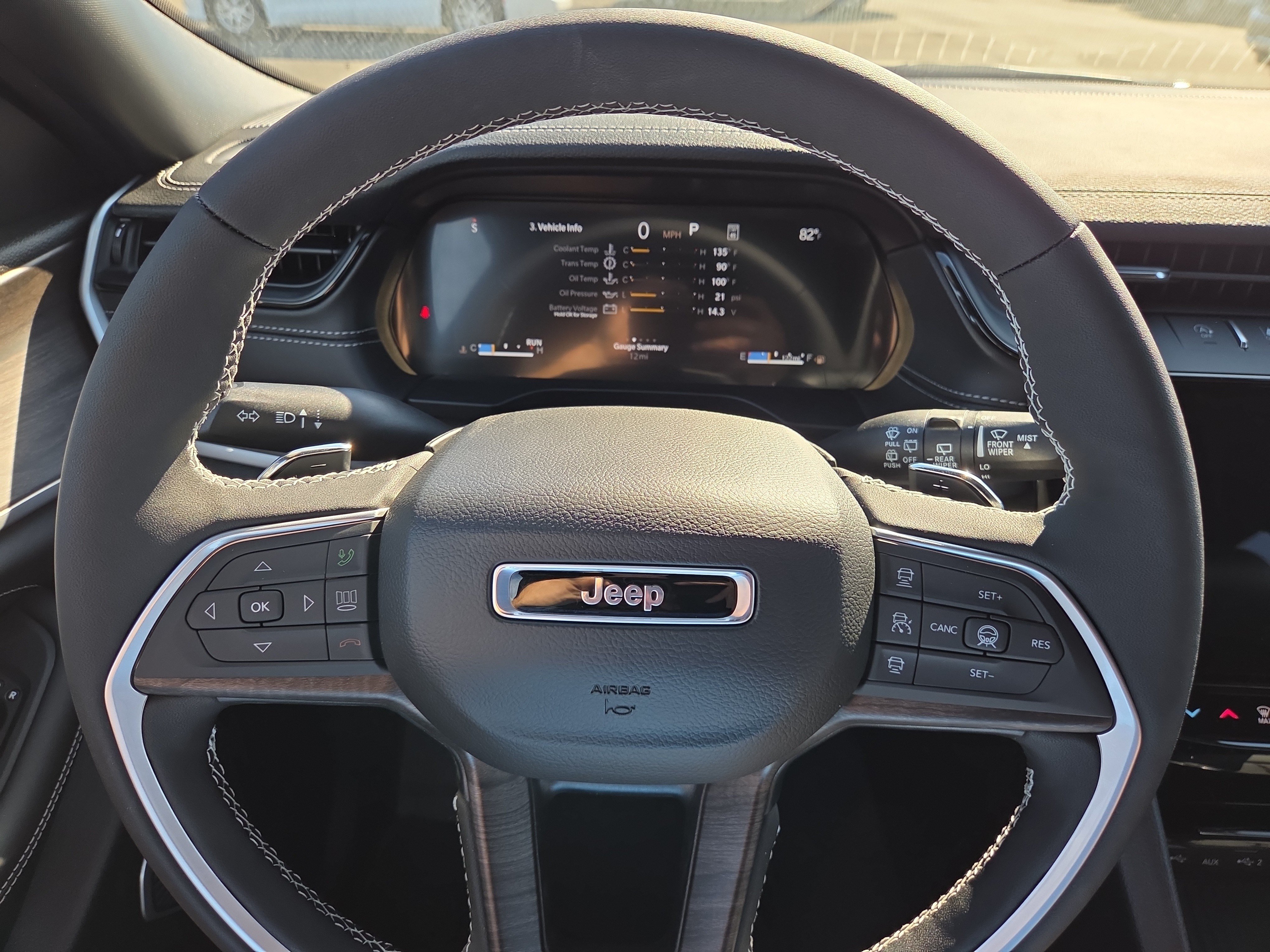 New 2027 Jeep Grand Cherokee Limited AWD/4WD image 9