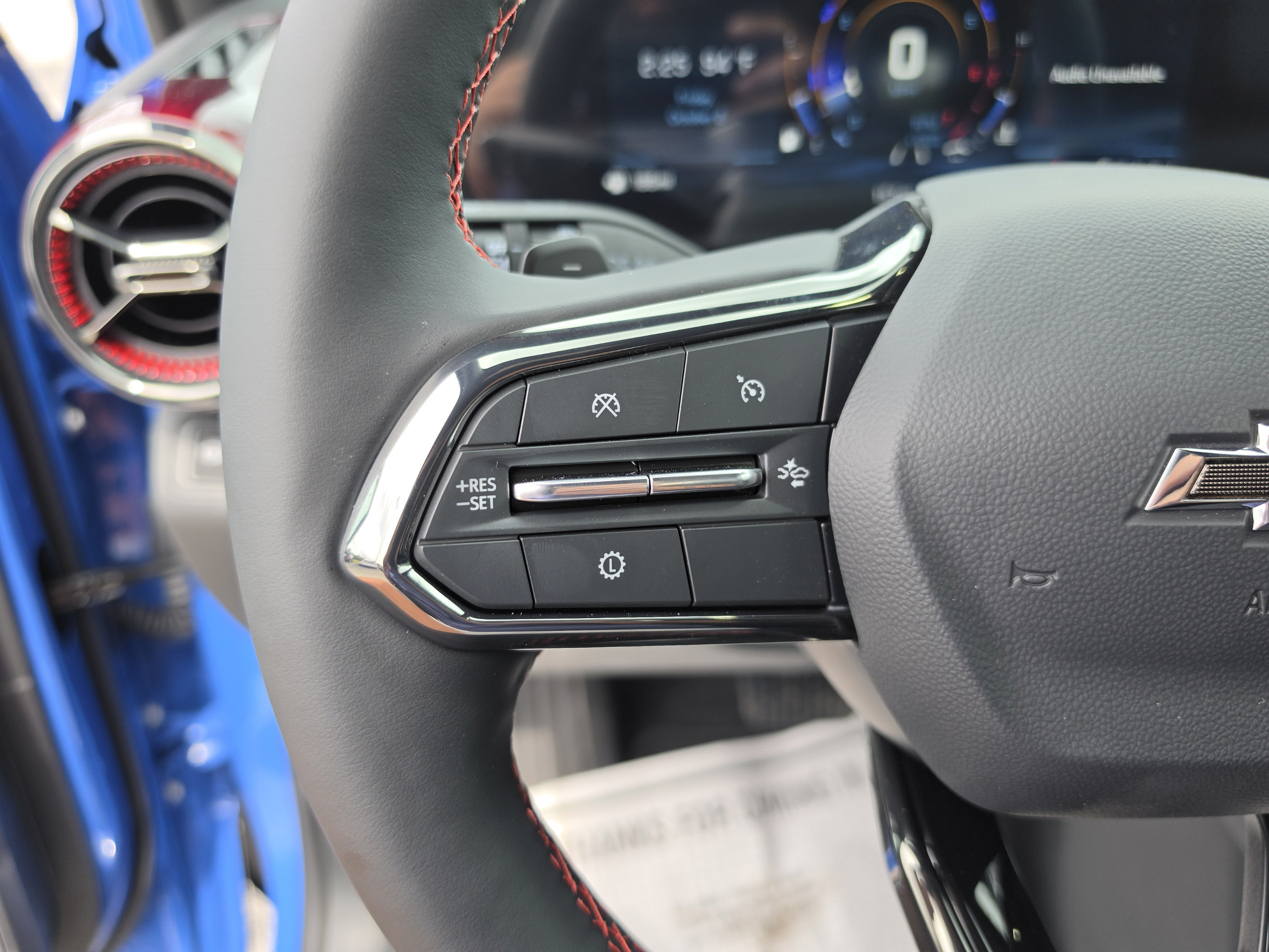 New 2027 Chevrolet Equinox RS w/ Convenience Package III FWD image 34