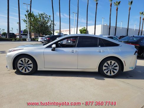 Certified 2024 Toyota Mirai w/ Advanced Technology Package RWD image 6
