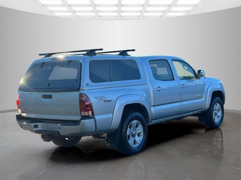 Used 2005 Toyota Tacoma 4x4 Double Cab w/ TRD Sport Pkg #2 image 7