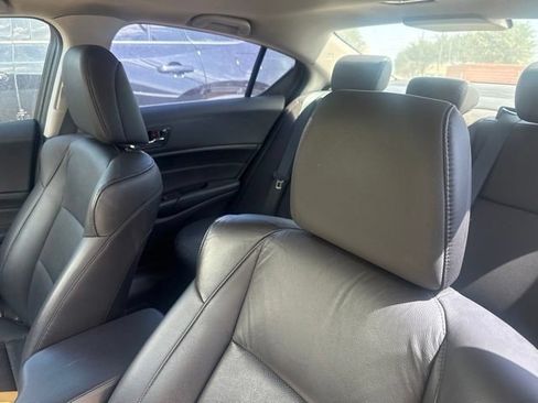 Used 2015 Acura ILX FWD image 8