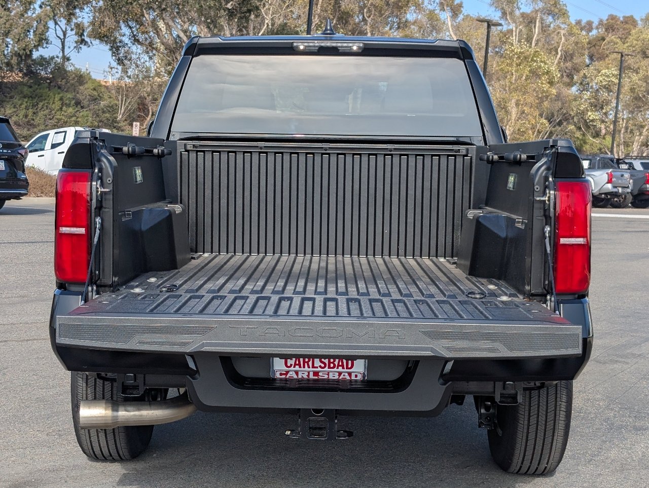 Used 2026 Toyota Tacoma SR5 AWD/4WD image 9