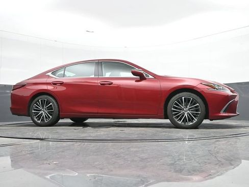 Used 2024 Lexus ES 350 w/ Premium Package FWD image 33