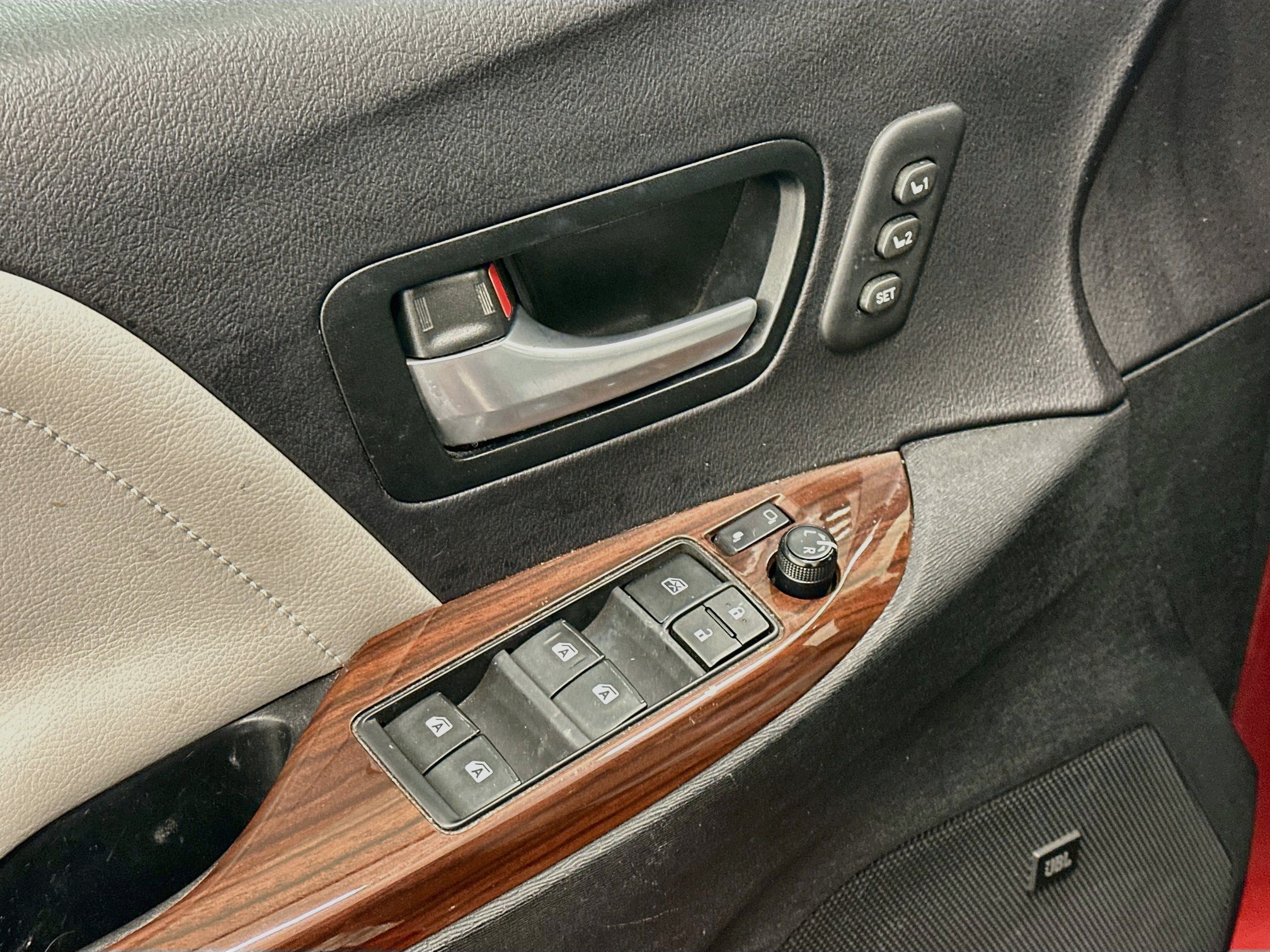 Used 2015 Toyota Sienna Limited AWD/4WD image 15