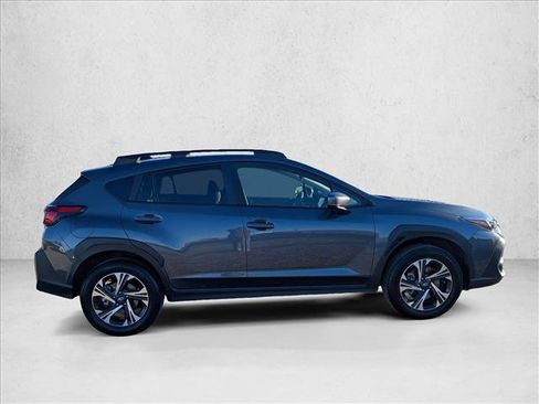Used 2024 Subaru Crosstrek 2.0i Premium image 4
