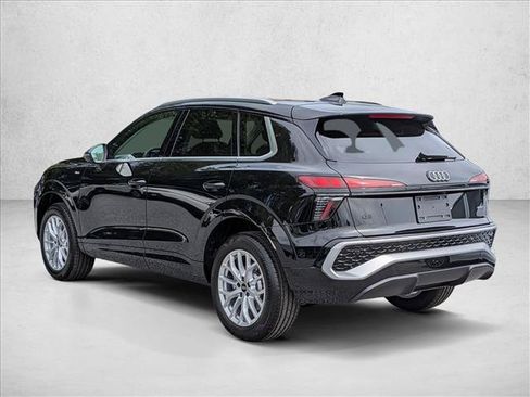 New 2026 Audi Q3 quattro 2.0T AWD/4WD image 9