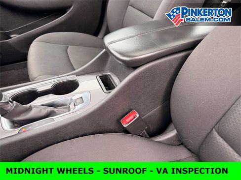 Used 2023 Chevrolet Malibu LT image 21