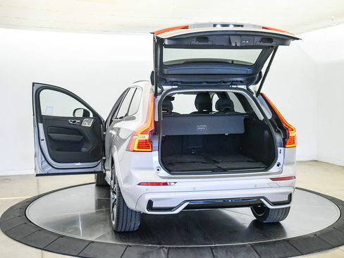 Certified 2023 Volvo XC60 B5 Ultimate w/ Climate Package AWD/4WD image 27