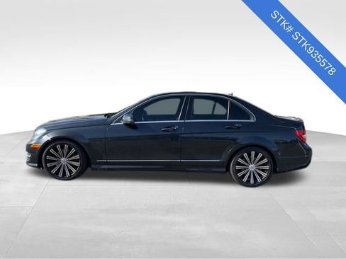 Used 2014 Mercedes-Benz C 300 4MATIC Sedan image 4