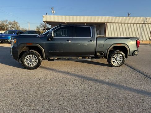 Used 2020 GMC Sierra 2500 Denali image 3