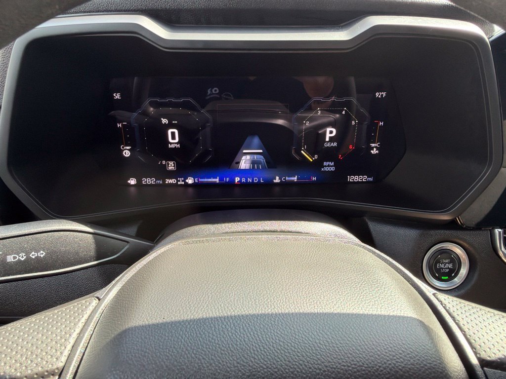 Used 2025 Chevrolet Colorado Trail Boss AWD/4WD image 29