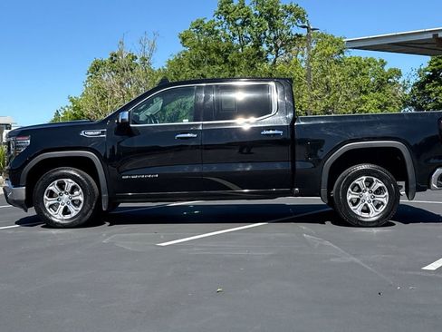 Used 2025 GMC Sierra 1500 SLT RWD image 14