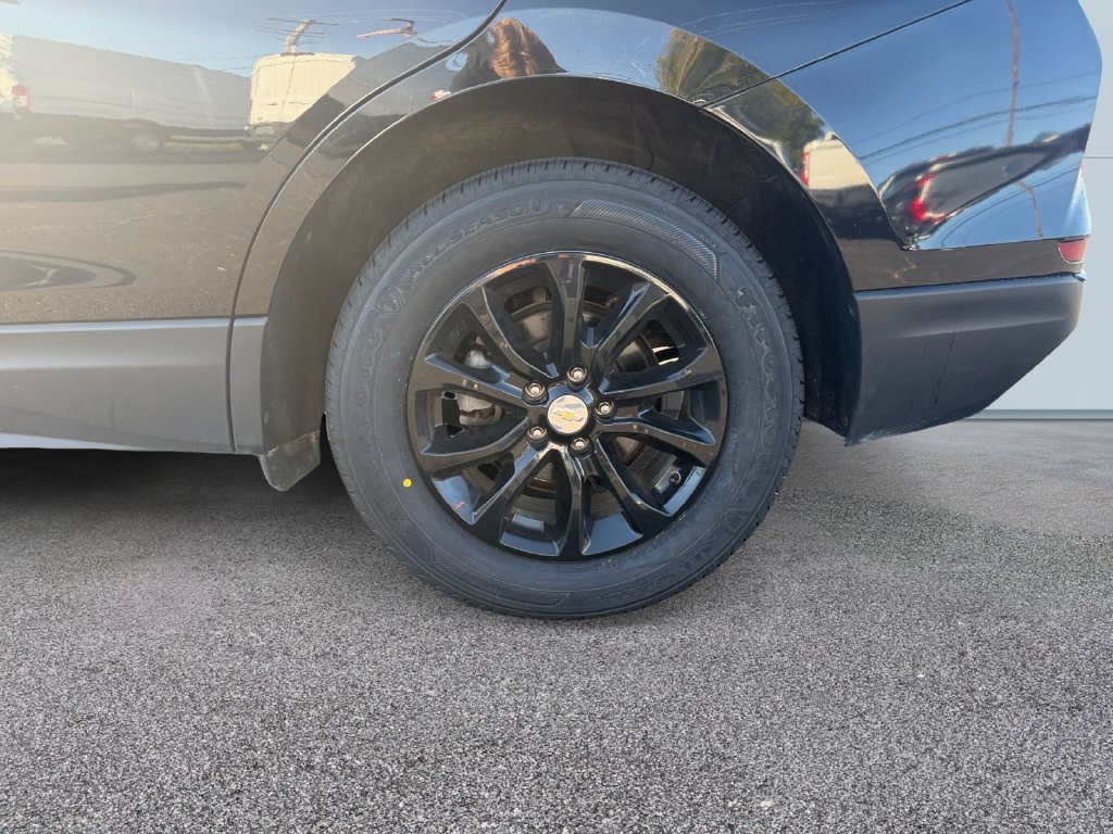 Used 2020 Chevrolet Equinox LT AWD/4WD image 12