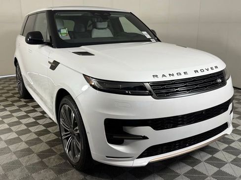 New 2026 Land Rover Range Rover Sport Dynamic SE image 9