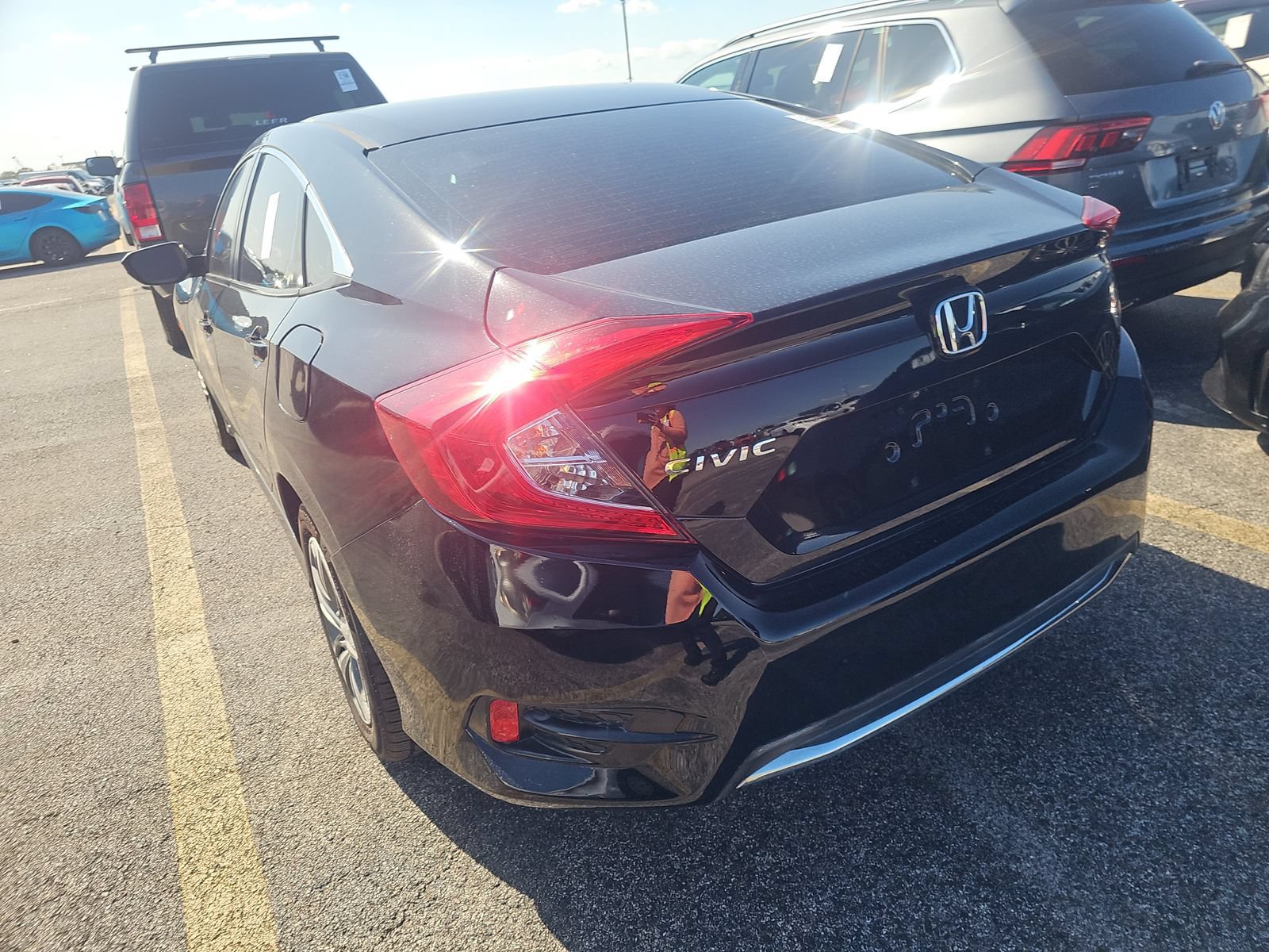 Used 2019 Honda Civic LX image 2