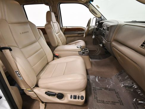 Used 2003 Ford F350 Lariat image 18