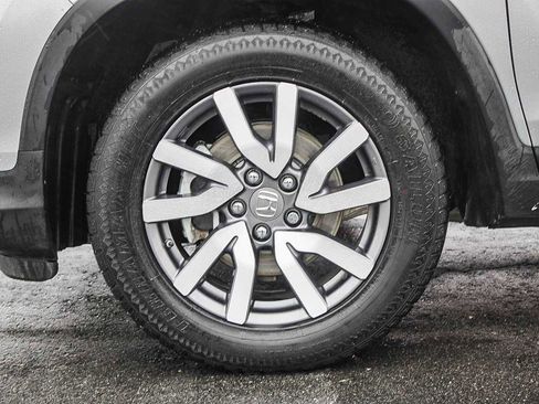 Used 2021 Honda Pilot EX image 7