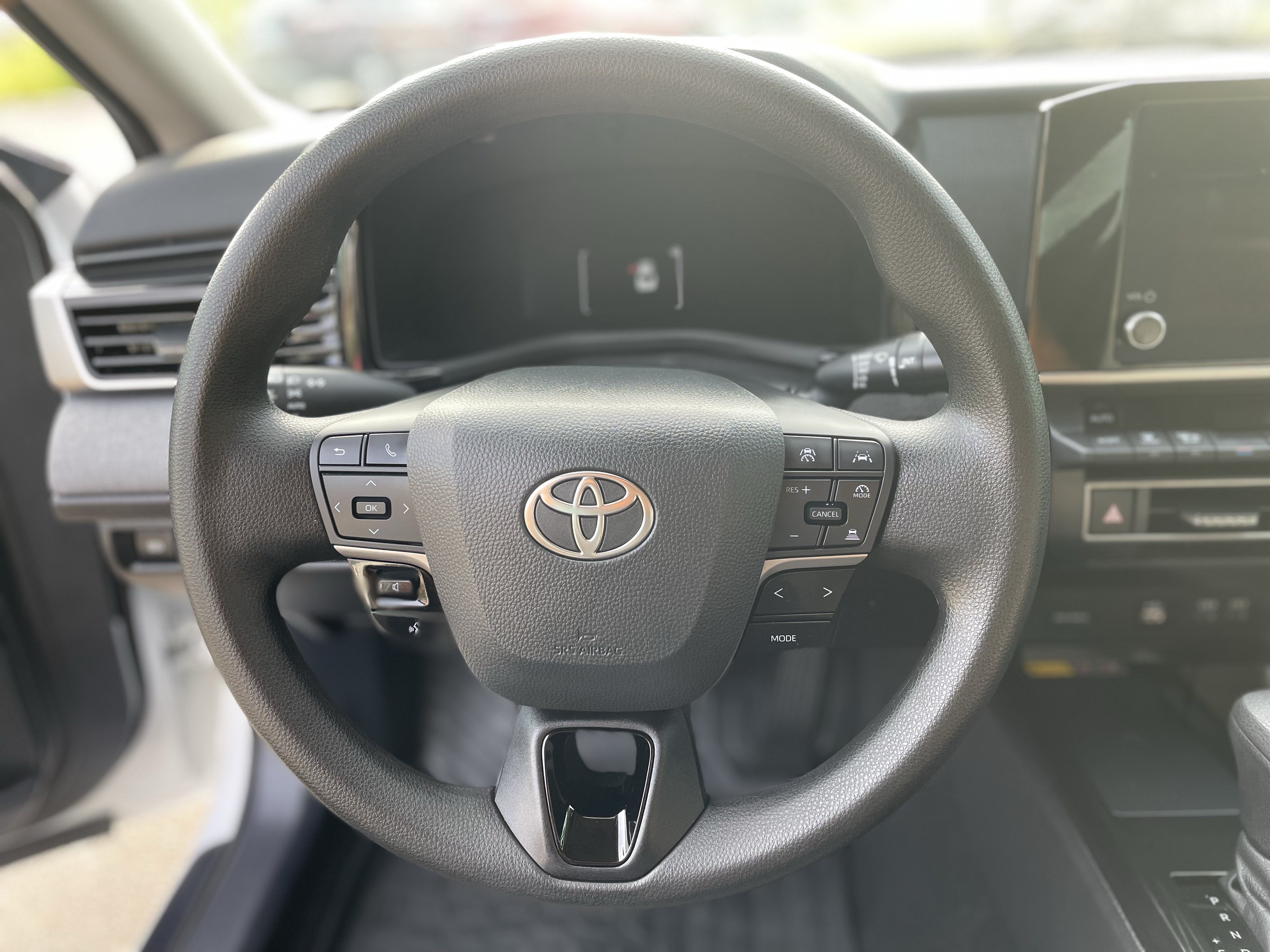 Used 2025 Toyota Camry LE w/ Convenience Package AWD/4WD image 23
