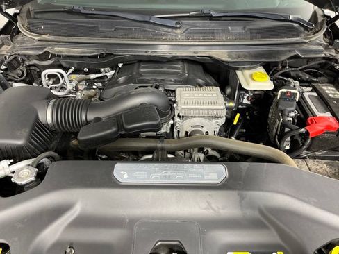 Used 2022 Jeep Wagoneer Series I AWD/4WD image 46