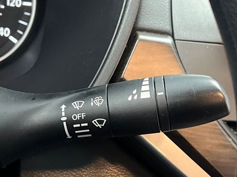 Used 2024 Nissan Altima 2.5 SV AWD/4WD image 36
