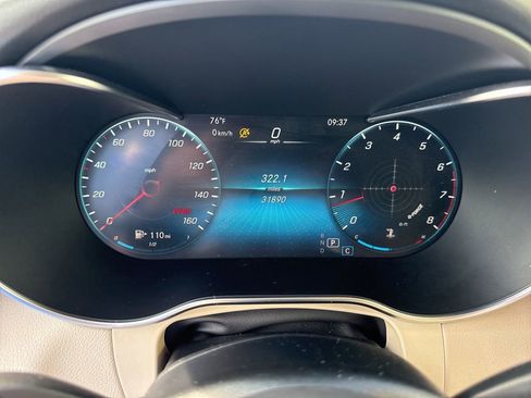 Used 2021 Mercedes-Benz GLC 300 4MATIC image 31