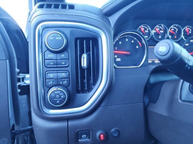 Used 2021 Chevrolet Silverado 2500 LTZ AWD/4WD image 22