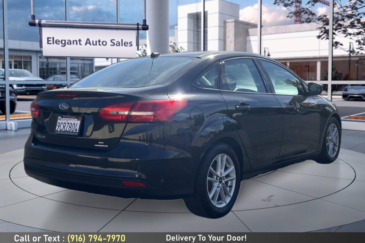 Used 2015 Ford Focus SE w/ SE Cold Weather Package FWD image 5