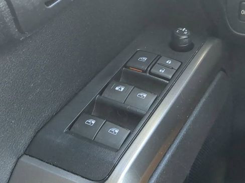 Certified 2022 Toyota Tacoma SR5 image 22