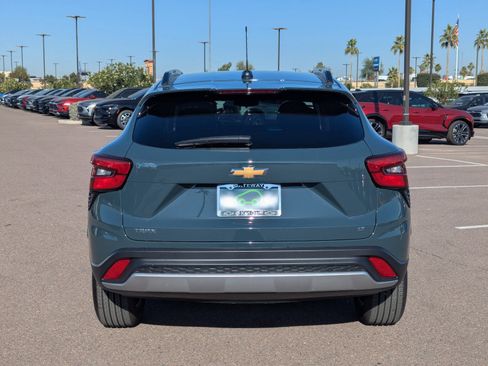 Certified 2025 Chevrolet Trax LT image 5