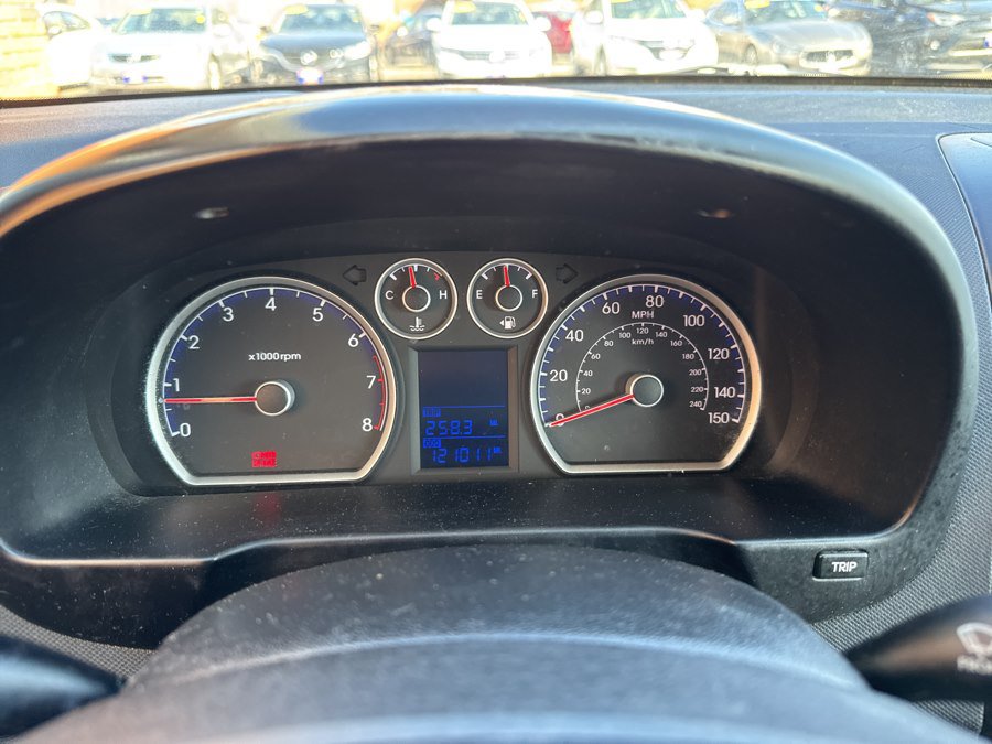 Used 2012 Hyundai Elantra GLS FWD image 27