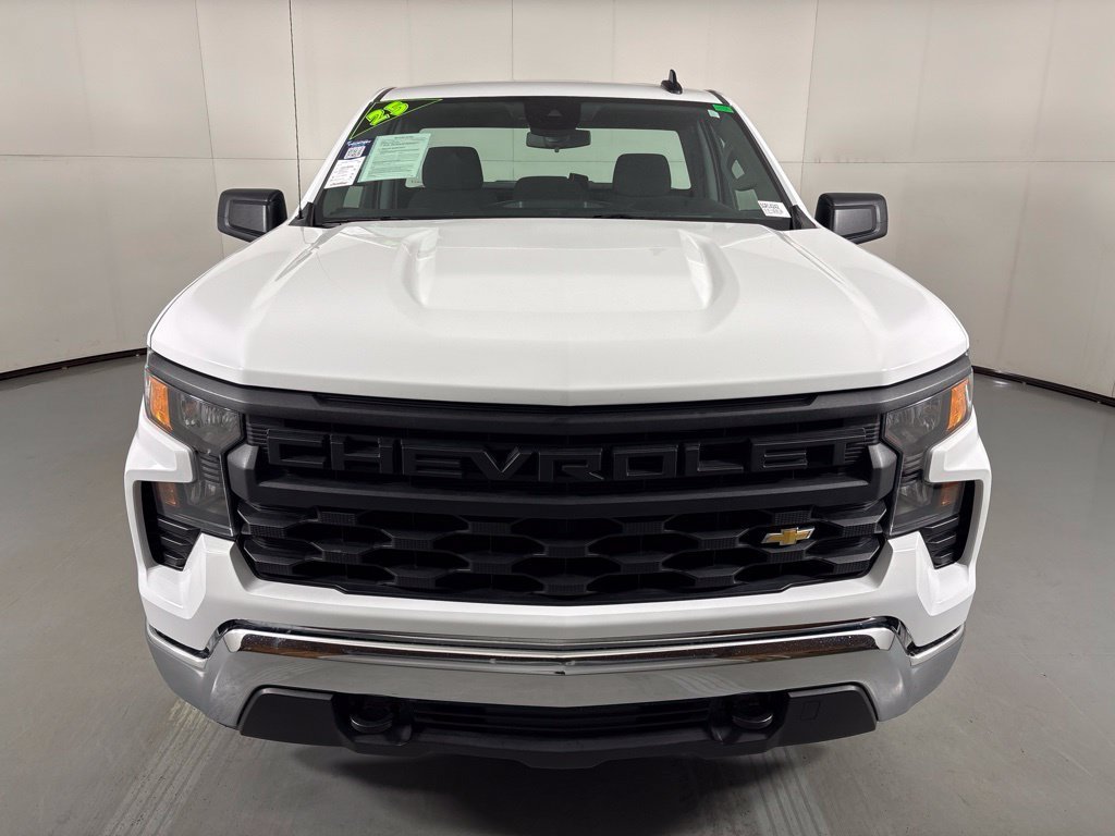 Used 2025 Chevrolet Silverado 1500 W/T RWD image 3