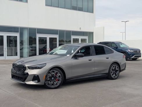 New 2026 BMW i5 M60 AWD/4WD image 2