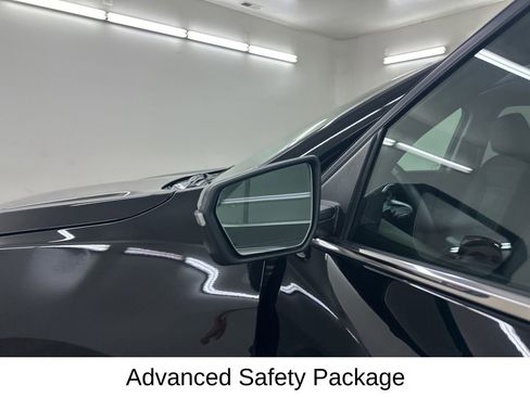 Used 2024 Chevrolet Equinox LT AWD/4WD image 17