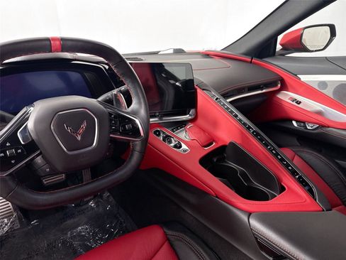 Used 2021 Chevrolet Corvette Stingray Preferred Cpe w/ Z51 Performance Package RWD image 34